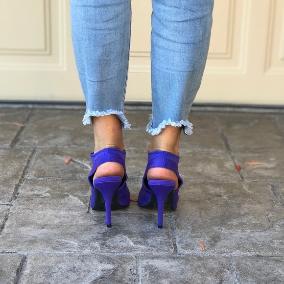 Neoprene Zipper Slingback Stiletto Heel Pump - Picture 4 of 7